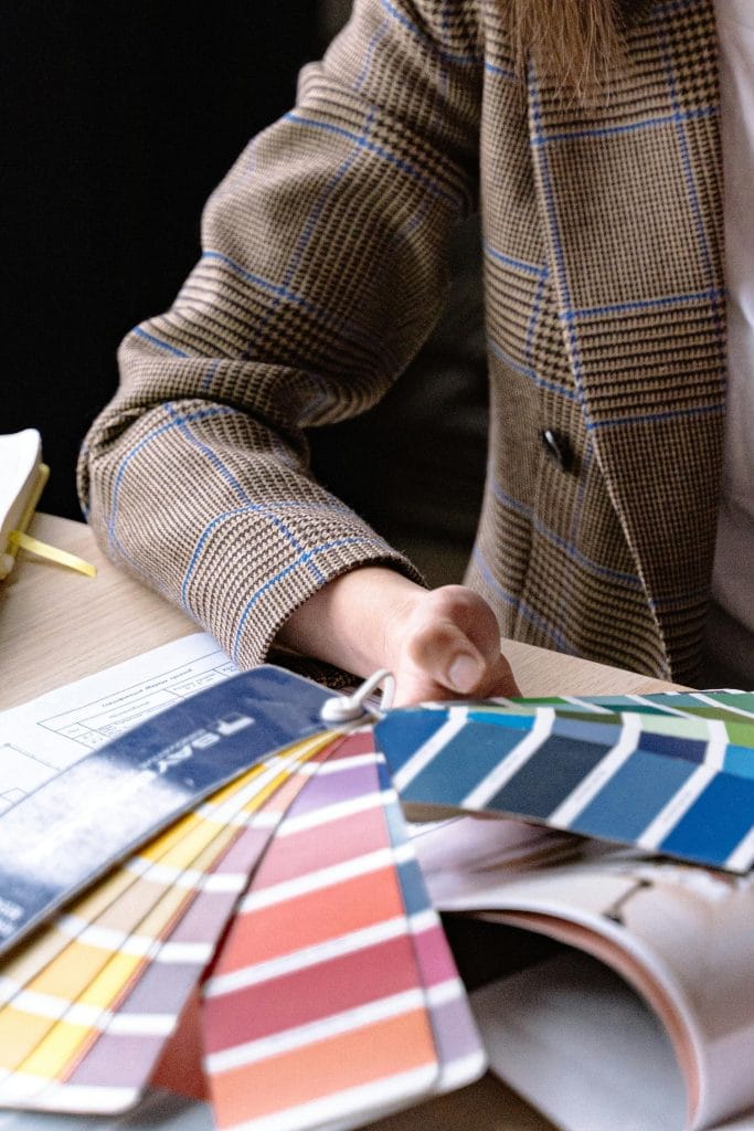 Choix des couleurs et matériaux pour l'aménagement d'un restaurant