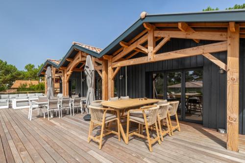 Sotheby's_Cap Ferret 1_050923_HD (4)